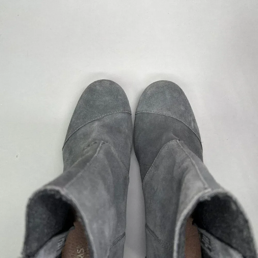 Toms Women's Size 9 Gray Suede Leather‎ Wedge Ankel Boots